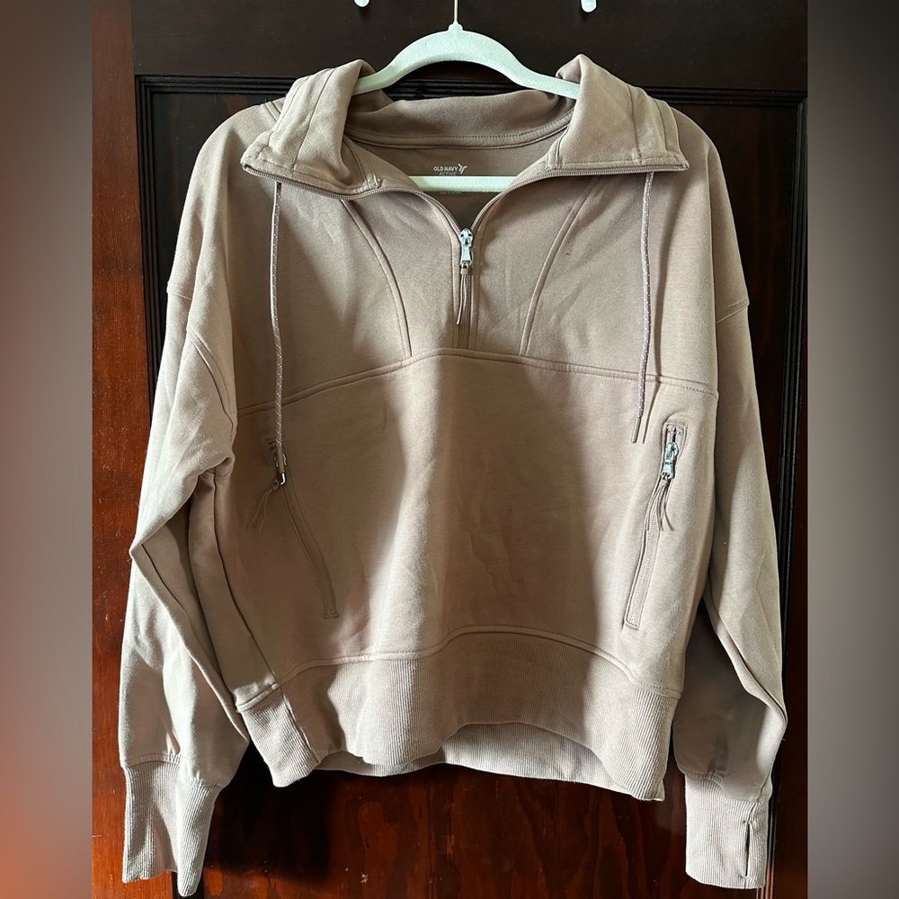Old Navy Active Dynamic Fleece pullover